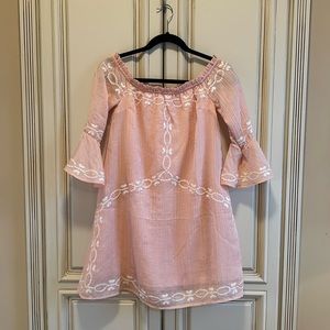 Foxiedox Blush Embroidered 3/4 Sleeve Off The Shoulder Plisse Dress Size Small